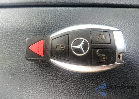2012 Mercedes-Benz E 350 4Matic из США, поврежденный, VIN WDDHF8JB1CA633854
